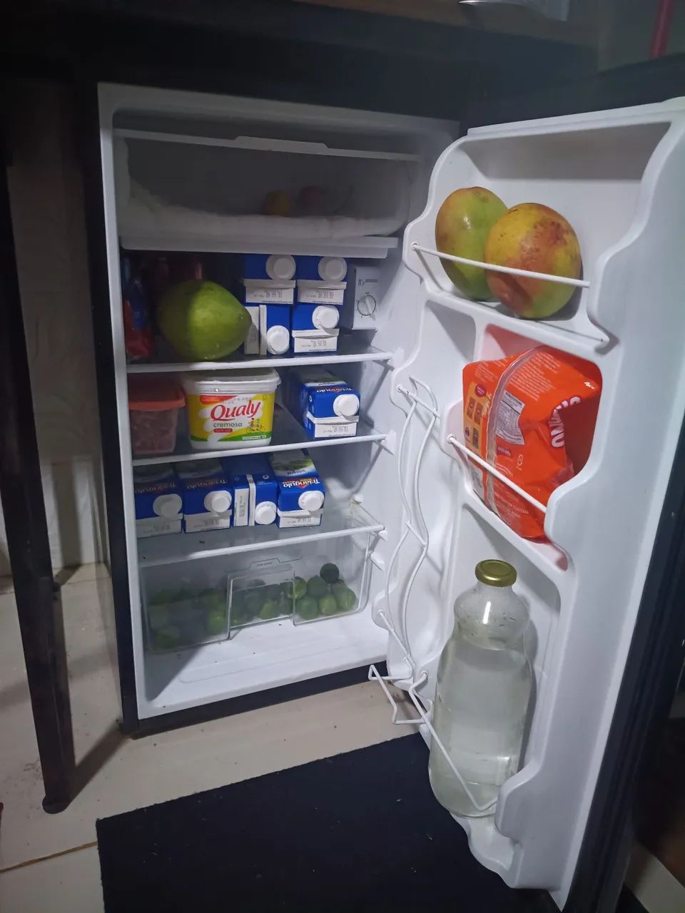 Frigobar Midea 124 Litros / . Estado : 9/10 . Valor 700 Reais. - Foto 2