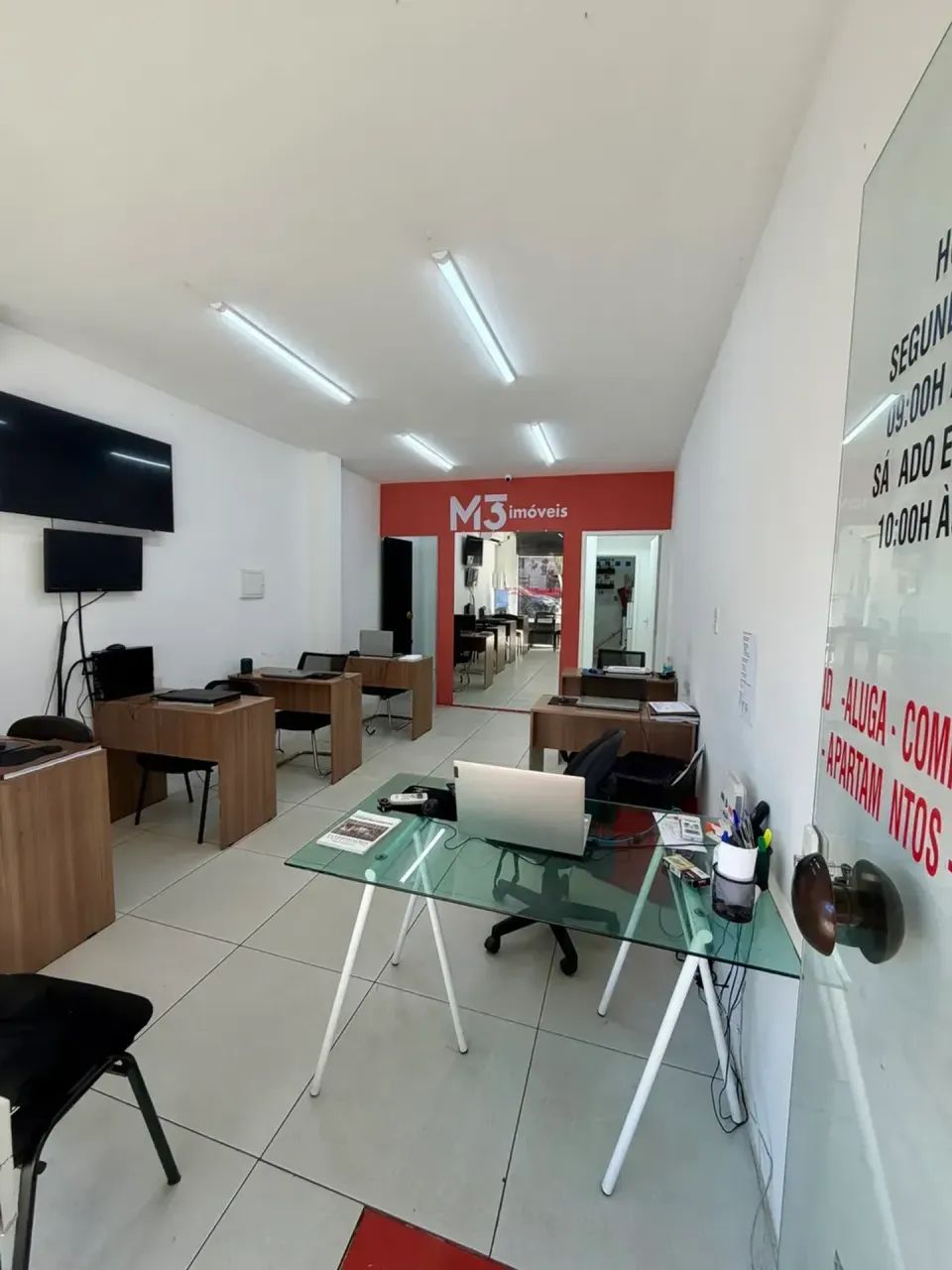Loja na Gilka Machado posto 12 por 397mil