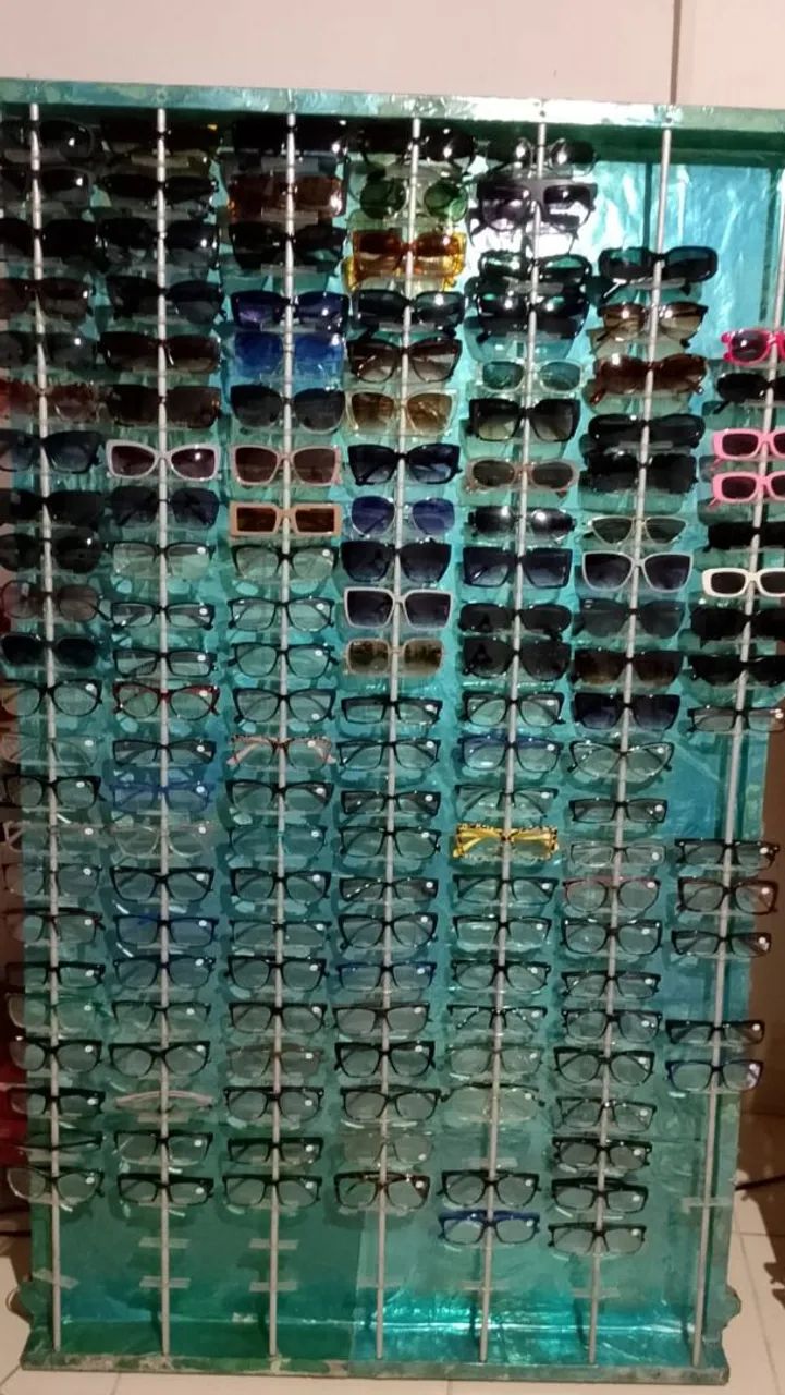 Vitrines (expositor de óculos) - Foto 2
