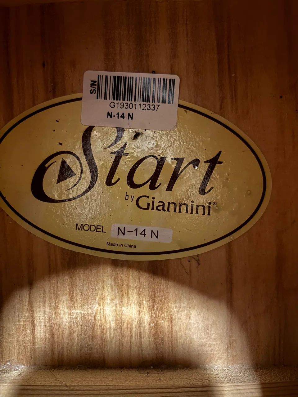 Violão Giannini clássico com capa. - Foto 3
