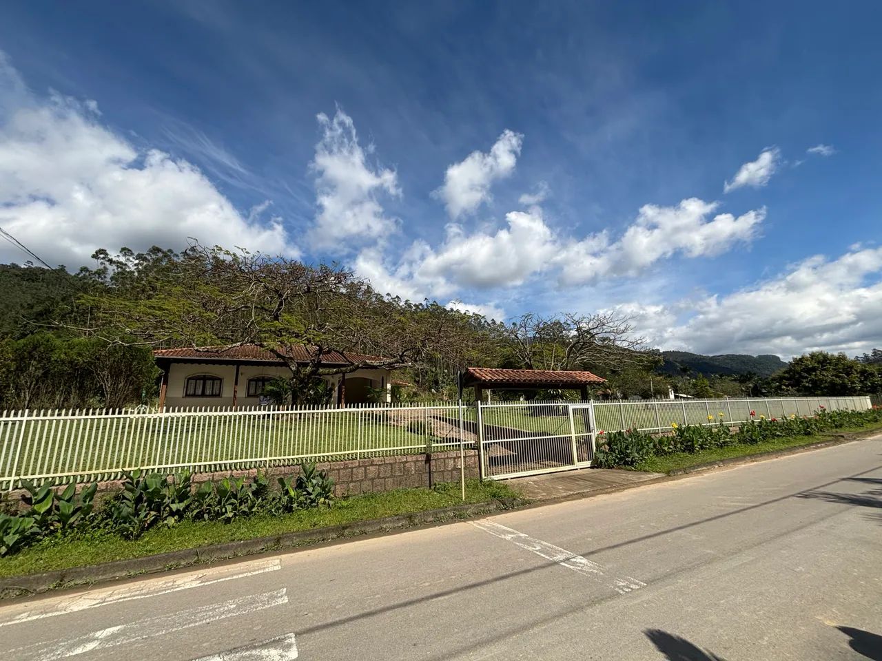 Sitio dos sonhos em APIÚNA com casa de alvenaria, piscina e lago!   - Foto 2