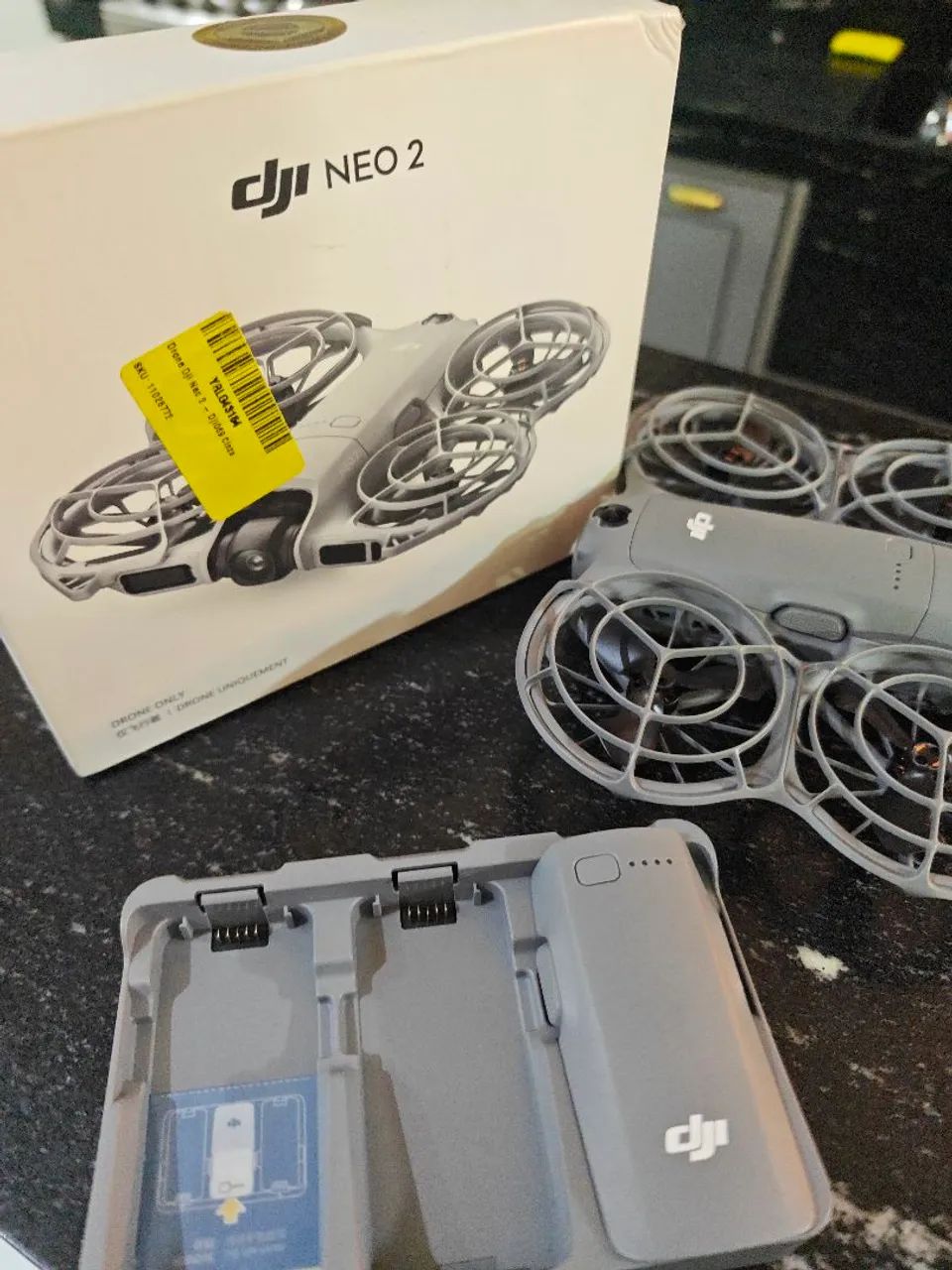 Dji neo 2 com 2 bateria e case de carregamento  - Foto 2