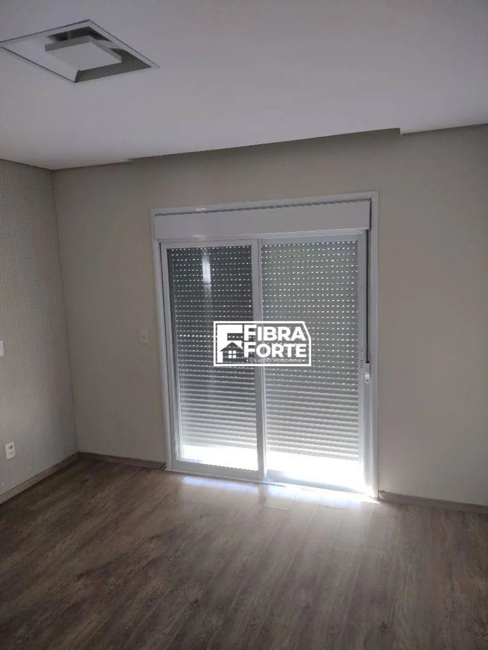 Casa com 3 dormitórios para alugar, 298 m² SWISS PARK - Foto 3