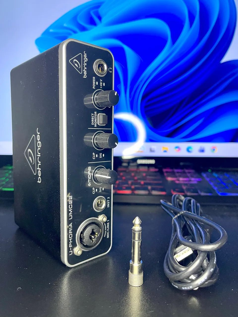 INTERFACE DE ÁUDIO BEHRINGER UMC22 - Foto 2