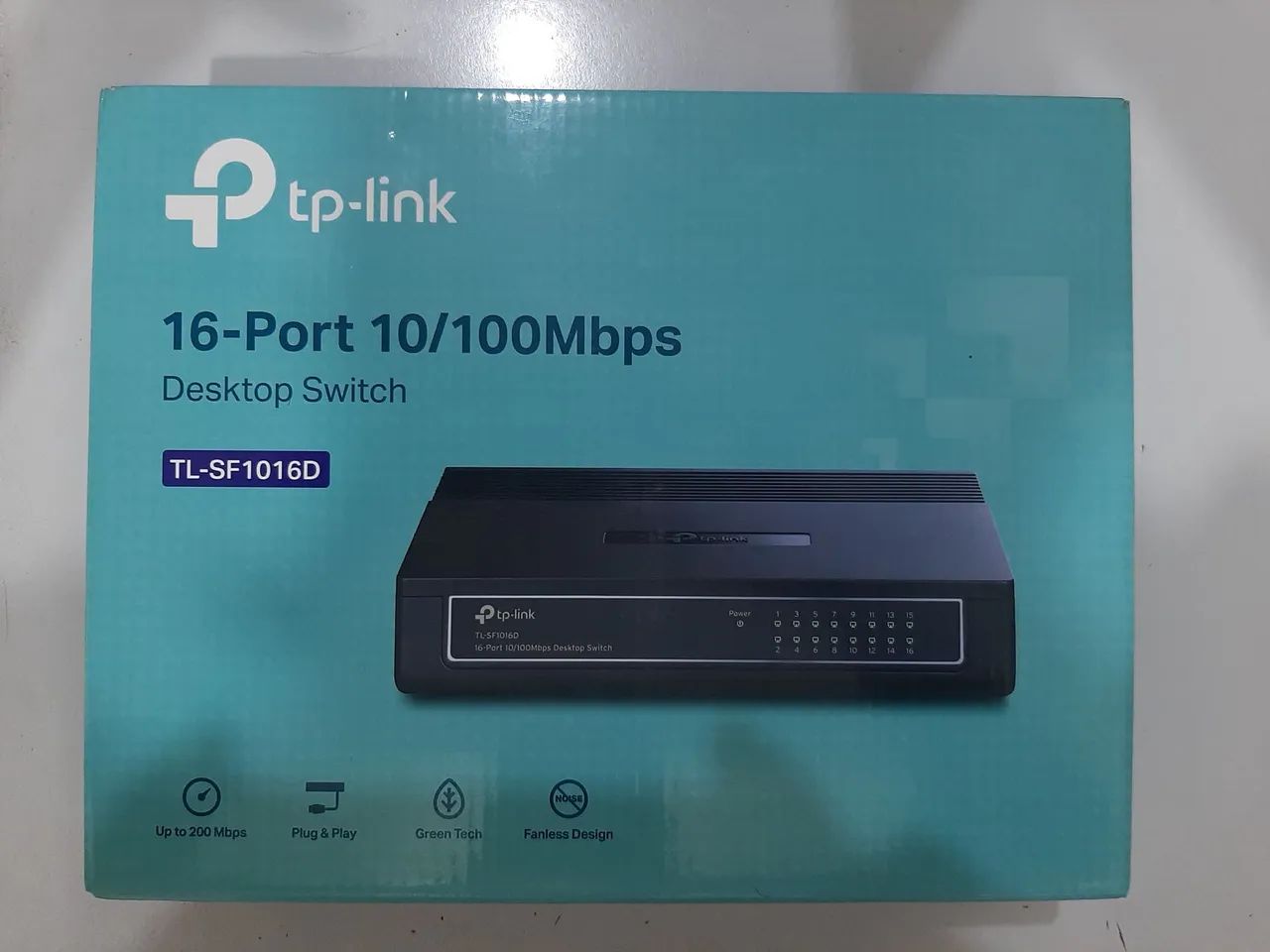 Switch de 16 portas 10/100 - TP-LINK