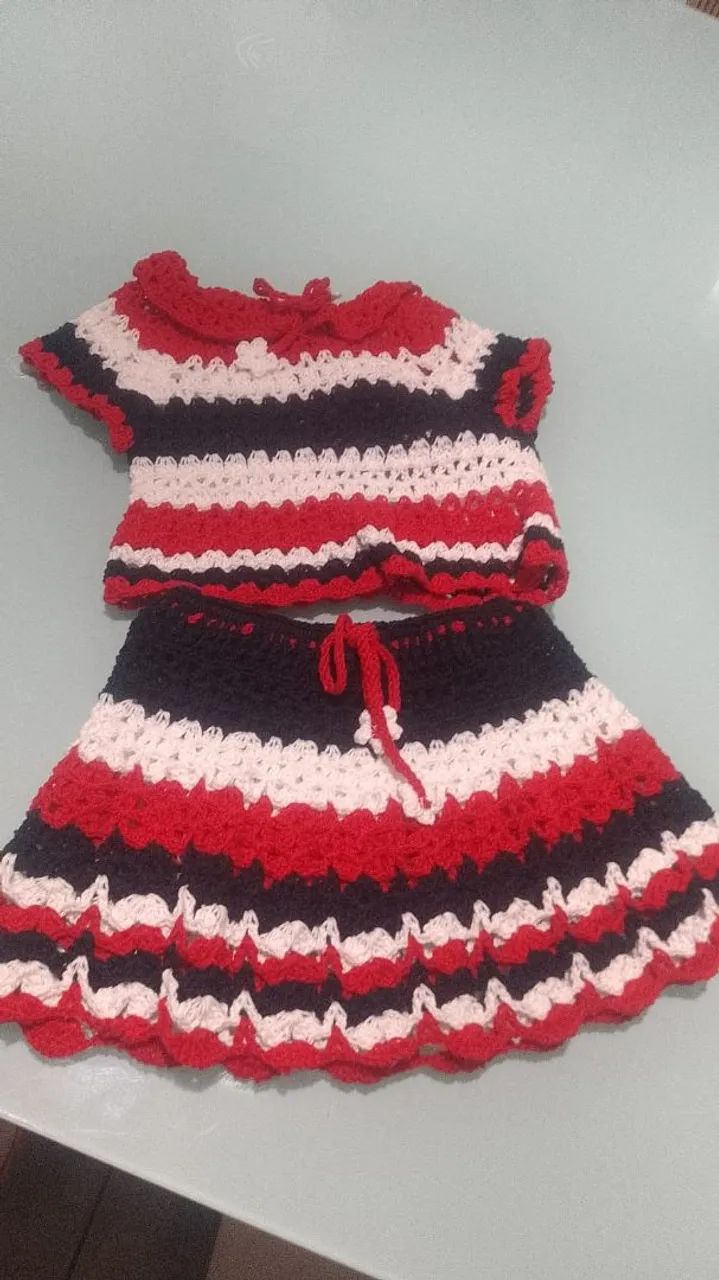 Conjunto de crochê infantil 