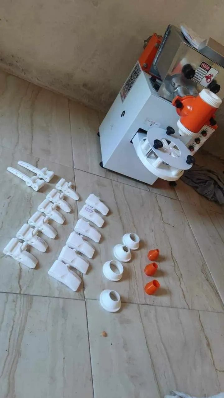 Maquina de salgados muito nova - Foto 2
