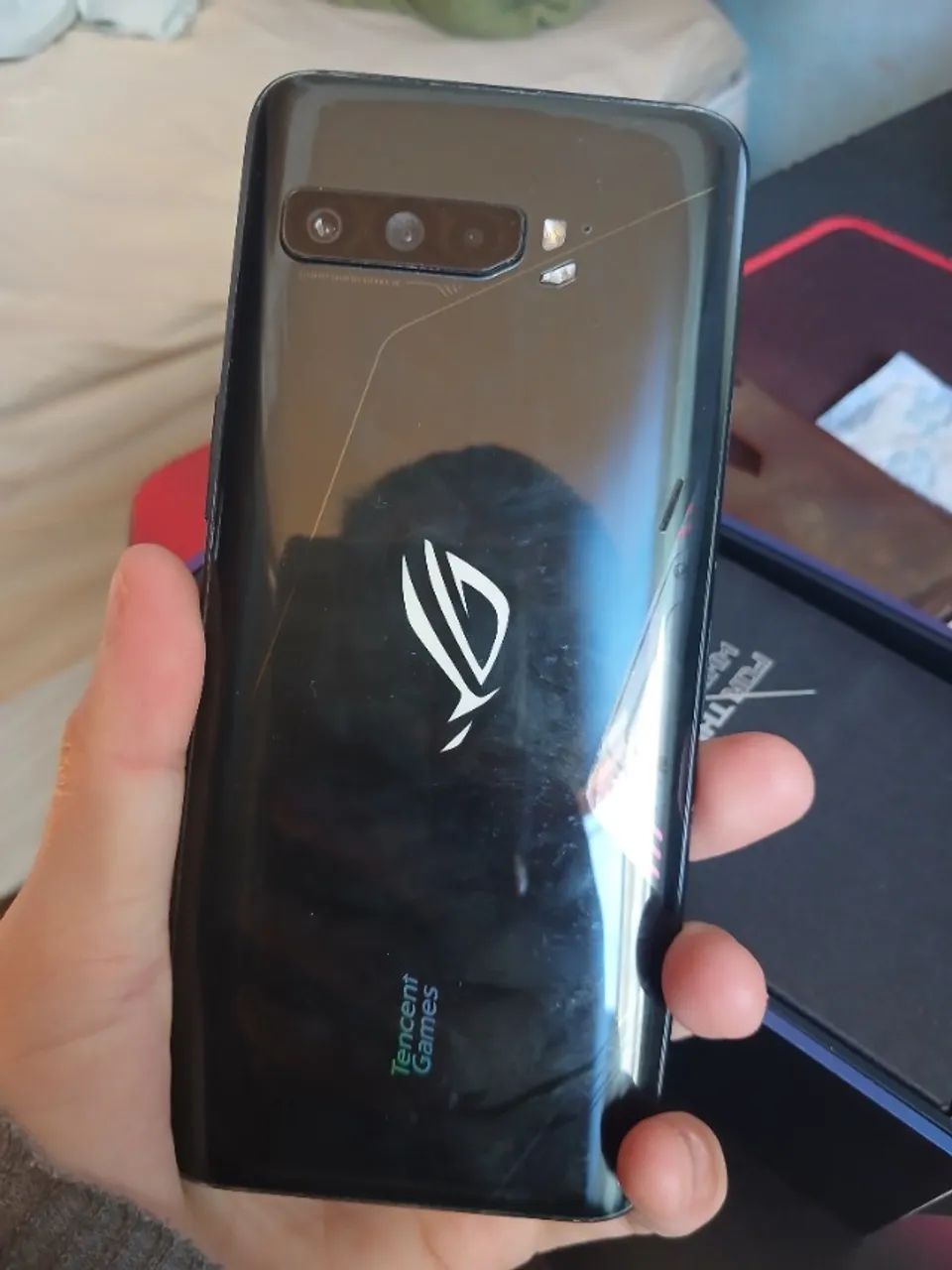 Asus Rog Phone 3 - Defeito