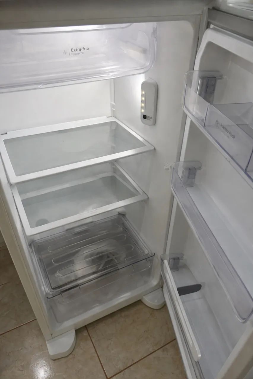 Geladeira cônsul 386L - Foto 2