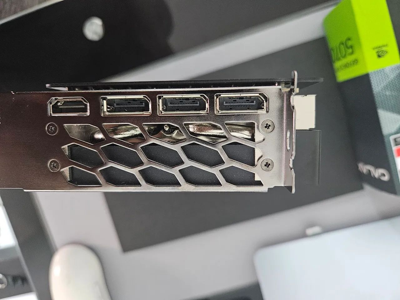 GALAX GeForce RTX 5070 12GB GDDR7<br> - Foto 6