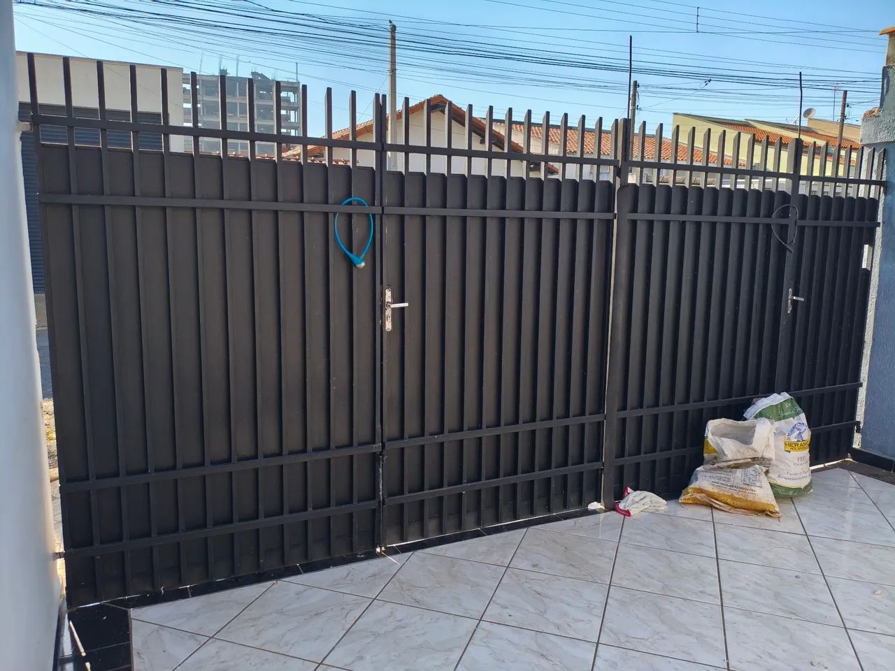 Vende se este portão  - Foto 2