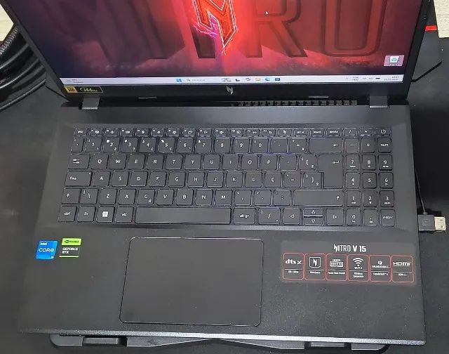 Notebook Acer Nitro V15  - Foto 4