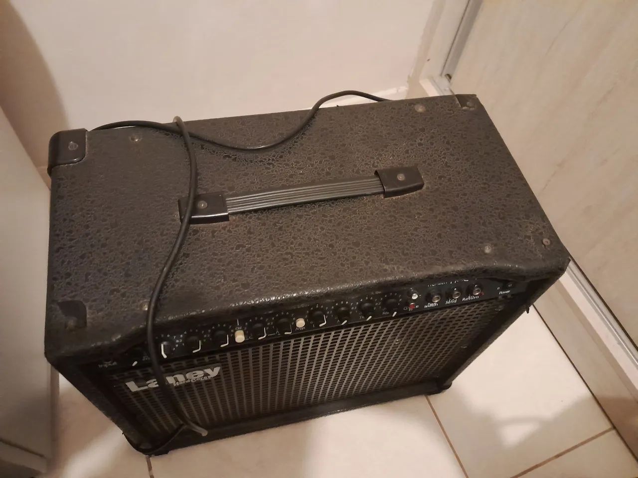 Amplificador laney falante de 12 - Foto 3