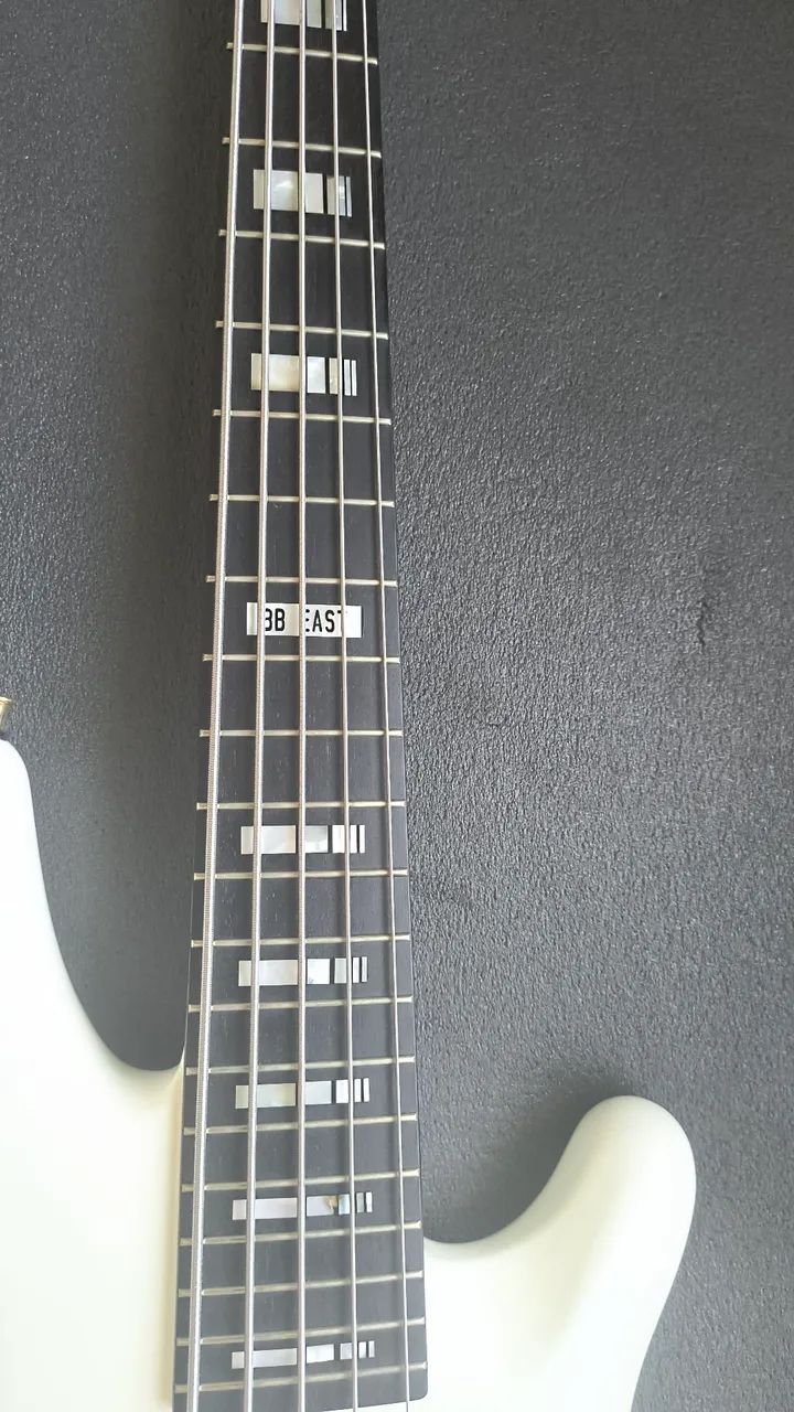 Contra baixo Yamaha bbne2  - Foto 4