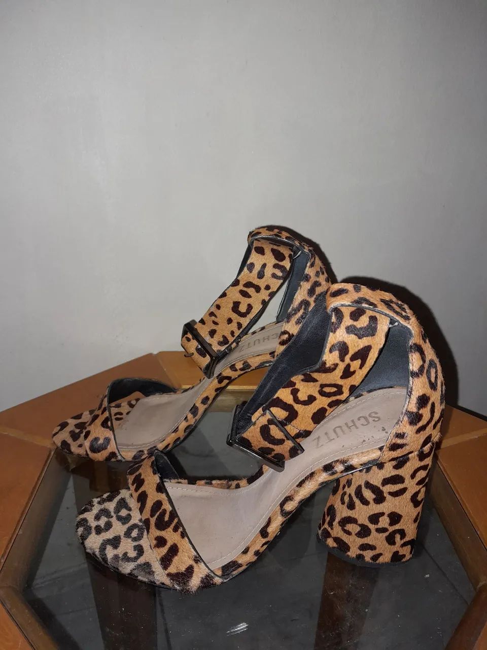 Sandália salto-Schutz - Foto 4
