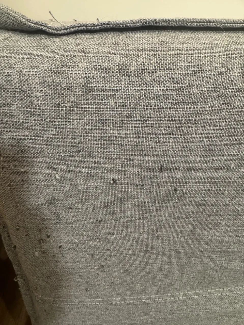 Vendo sofa cama linho 3 lugares - Foto 3
