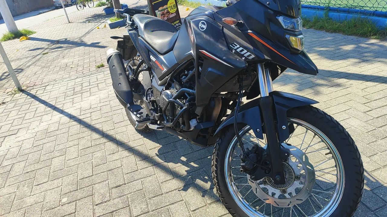Dafra NH 300