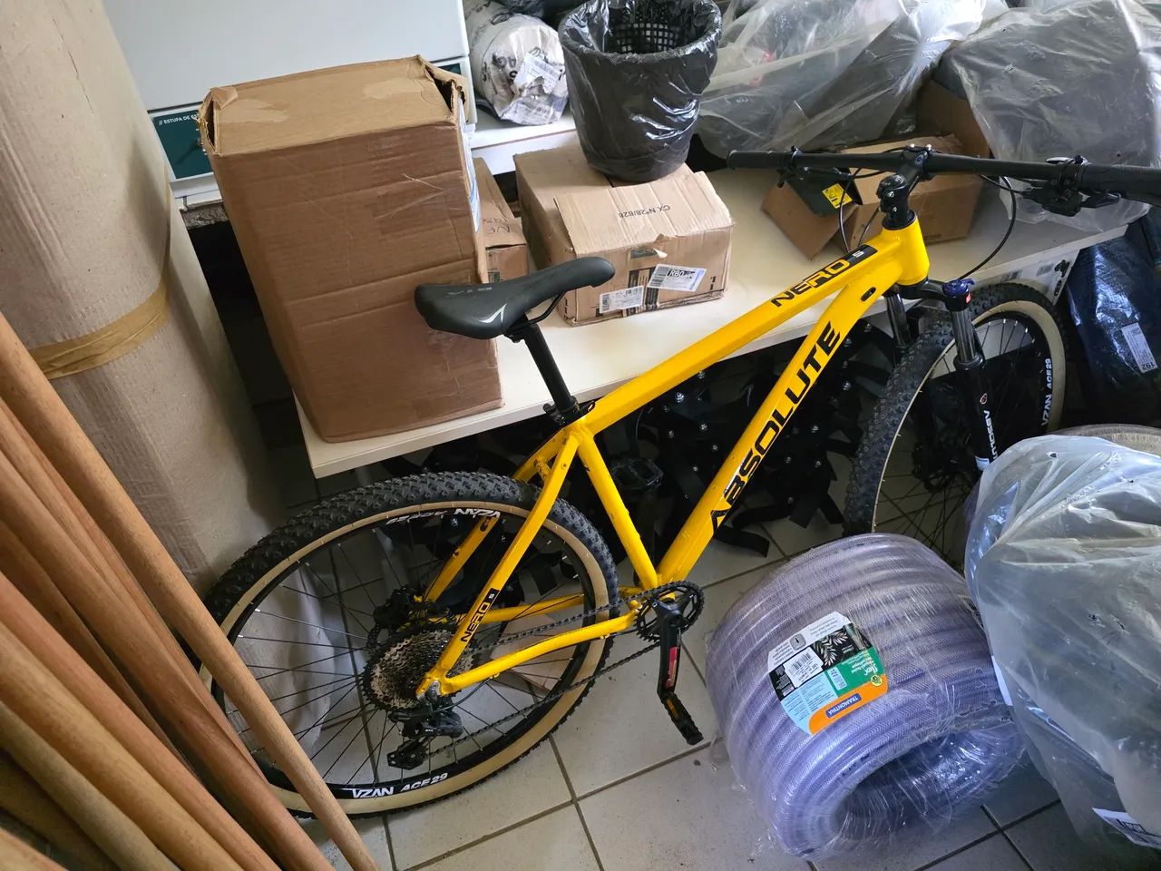 Vendo - Absolut nero zero 5 12 v - 180 km rodados - Versão 2026 - Foto 3