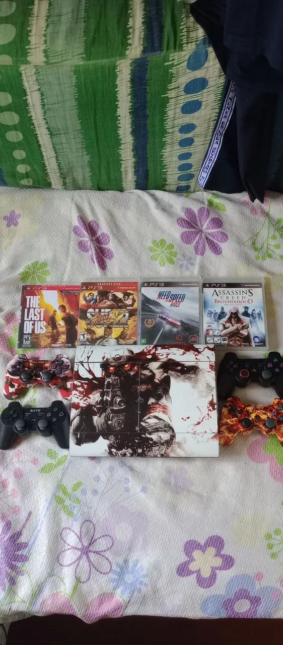 Ps3 Playstation 3 desbloqueado + 4 controles