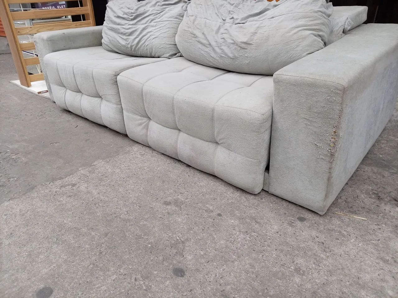 Sofá Retrátil Conforto e Espaço!  - Foto 3