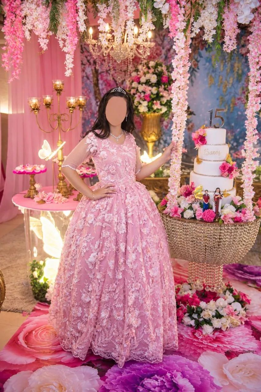 2 vestidos debutante - 2 coroas e 1 sandália 37