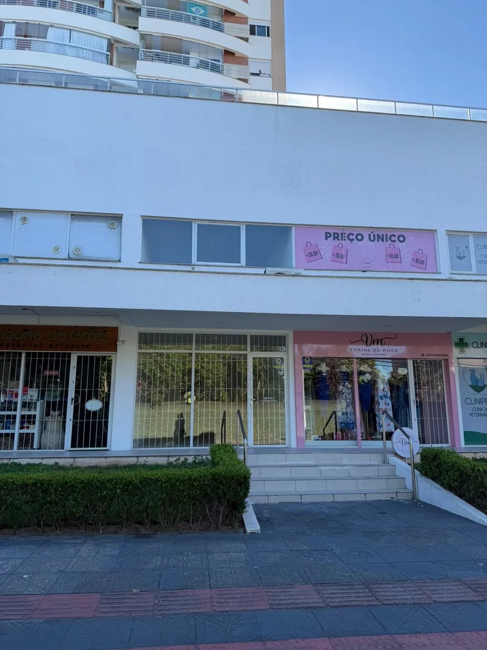 Loja duplex na rua principal do Abraão, parte térrea com bwc e com AP: 41,19 m², mezanino  - Foto 2