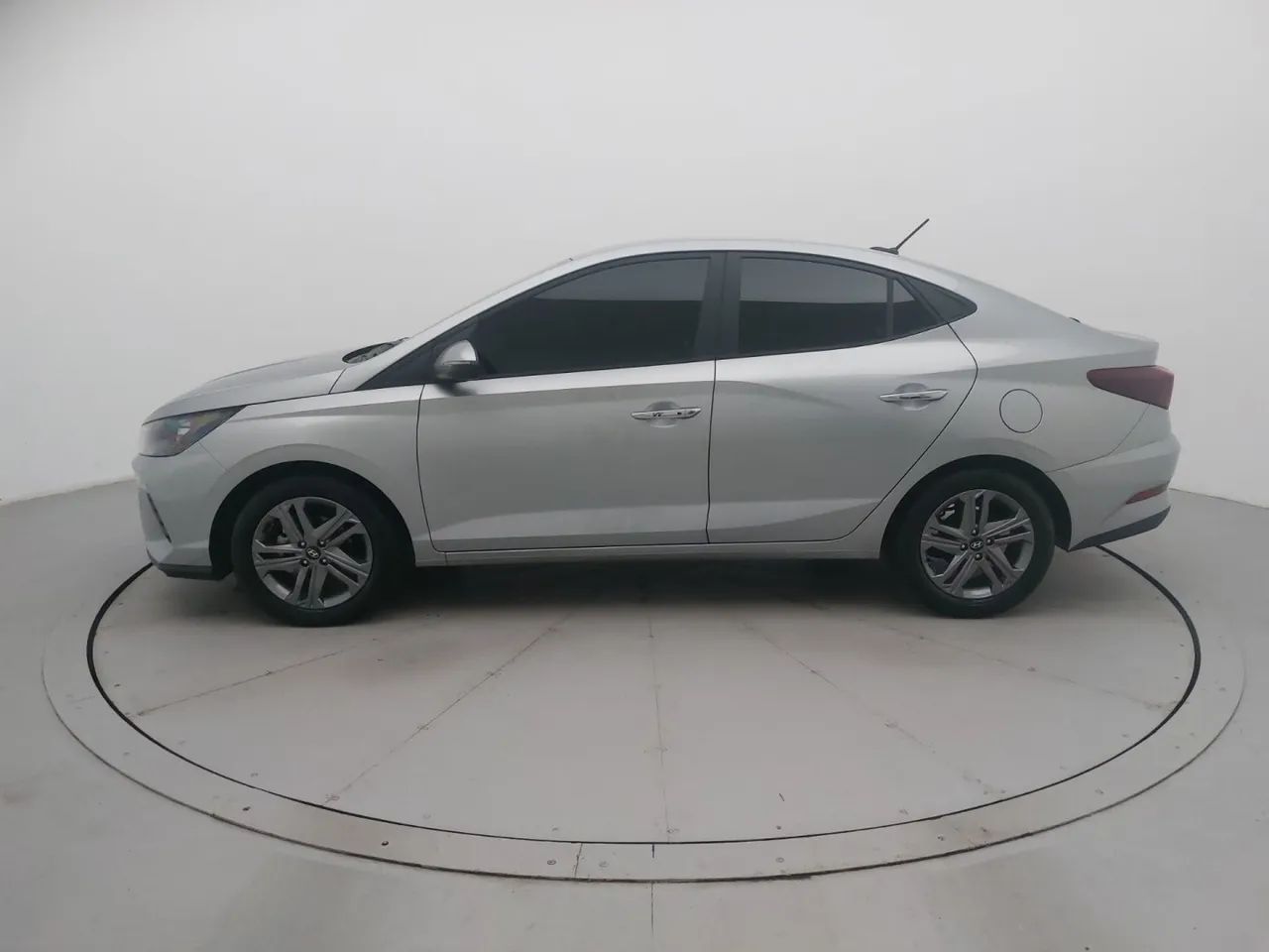 Hyundai HB20S Limited 1.0 TB Flex 12V Aut., foto 2 de 18
