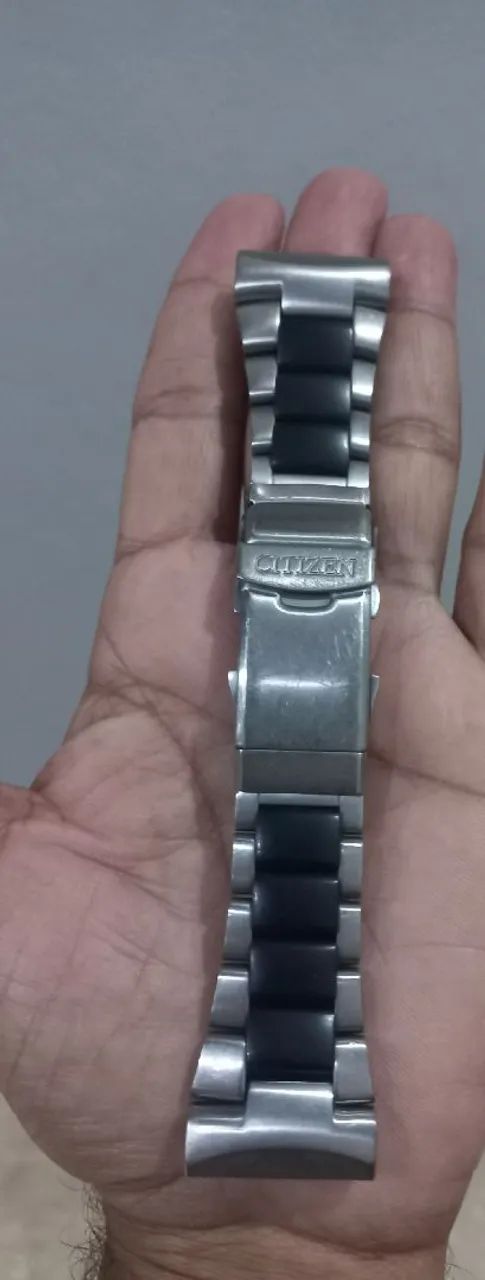 Pulseira citizen aqualand meia lua titanium mista - Equipamentos e
