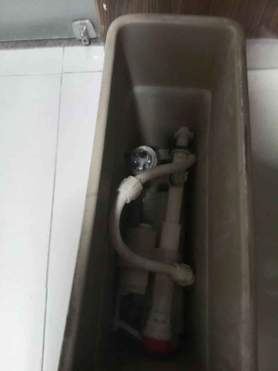 caixa acoplada para vaso sanitário da marca Celite - Foto 2
