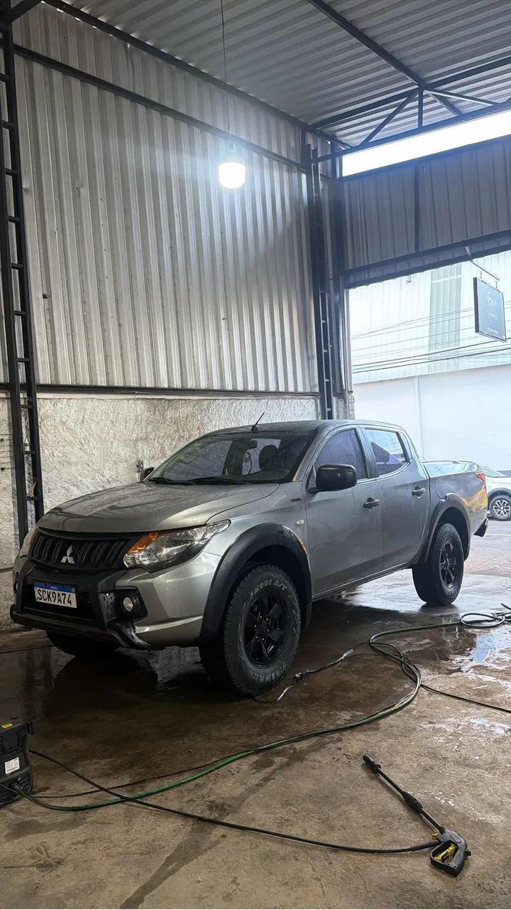 Mitsubishi L200 2024