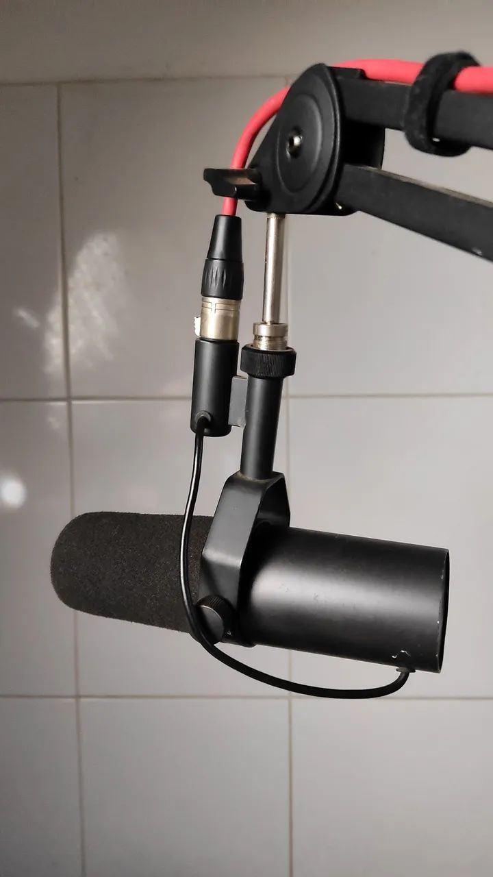 Microfone Dinâmico Shure Sm7b + Braço articulado + Cabo XLR - Foto 5