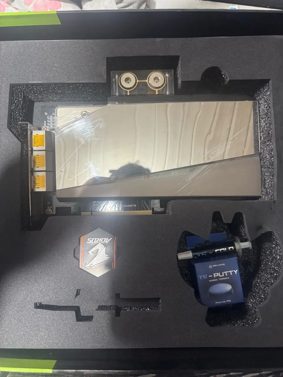 Nvidia RTX 3090 Aorus Extrem - Foto 2