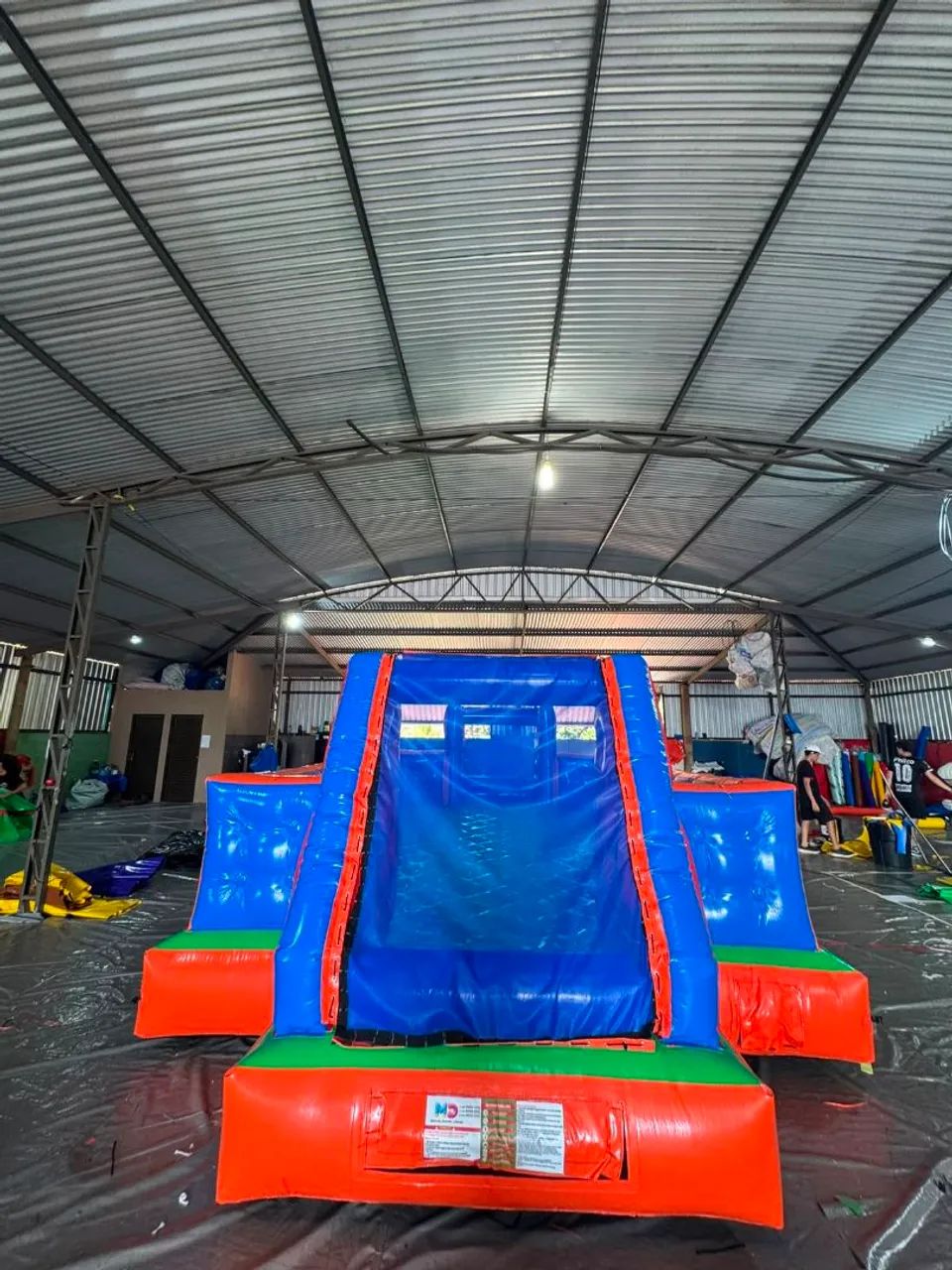 Aluguéis de brinquedos inflavel 