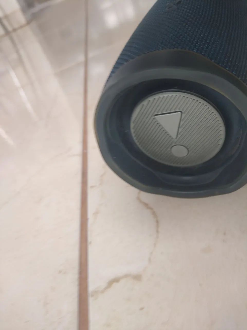 Caíxa som JBL charge 4 a prova água original  - Foto 3
