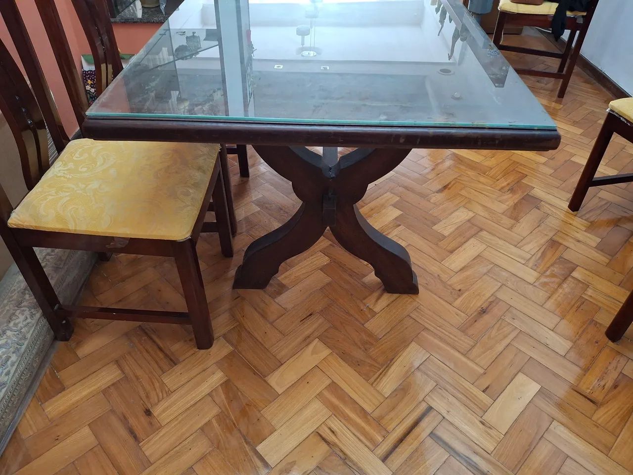 Mesa de jantar retangular em madeira maciça  - Foto 2