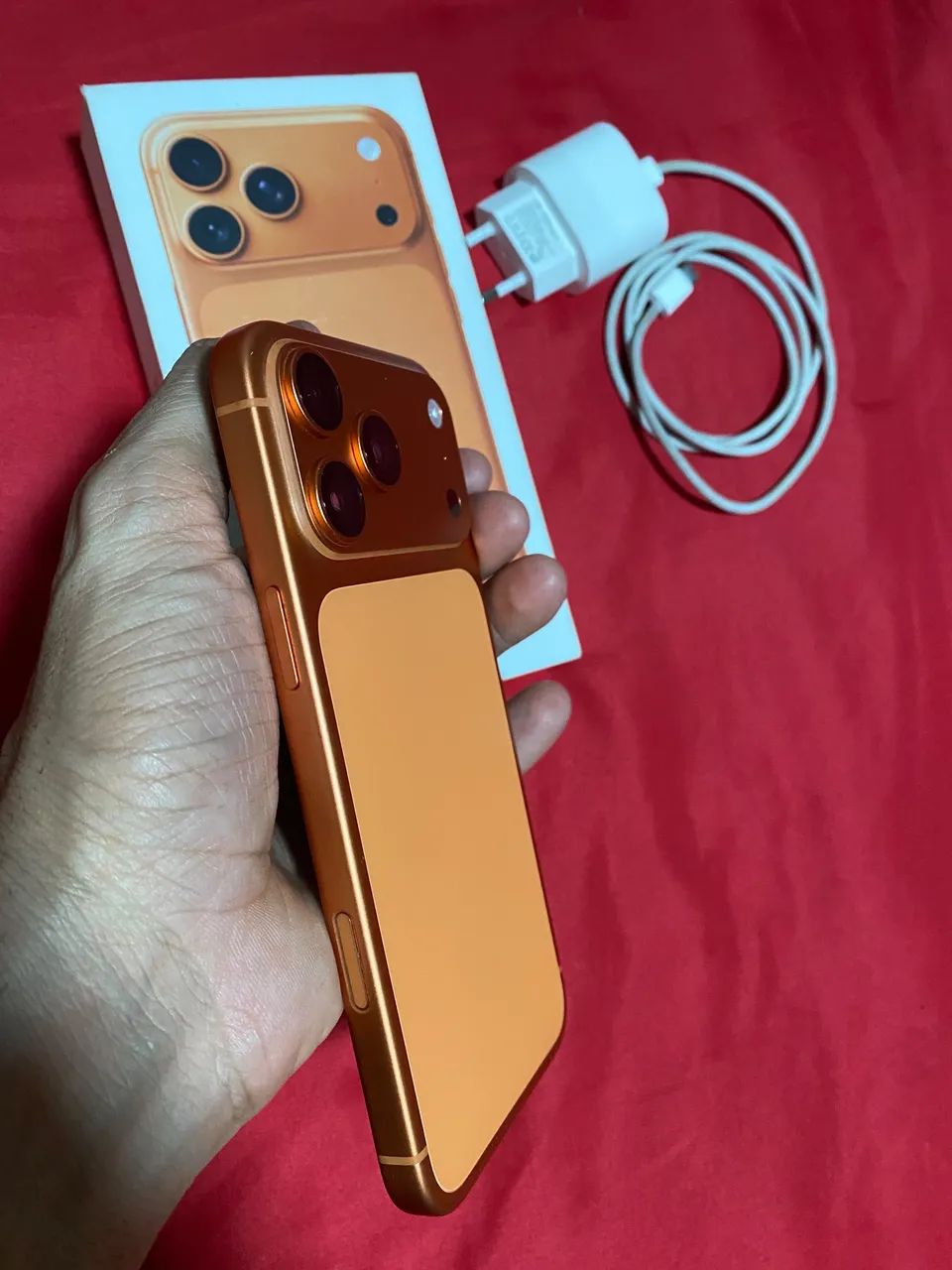 IPhone 17 pro Max Laranja 256g  - Foto 2