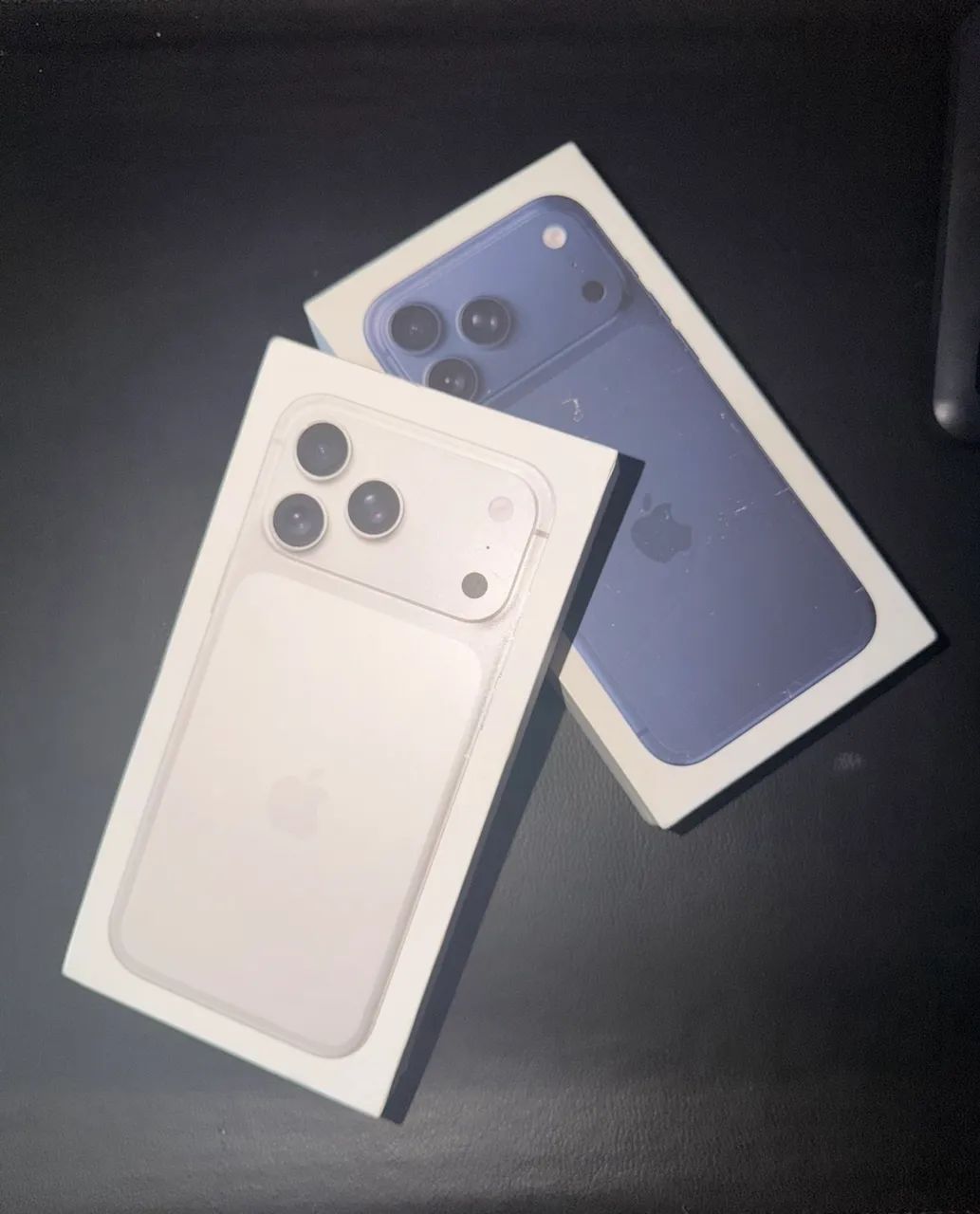 iPhone 17 Pro Max 256Gb - Azul e Prata - Foto 3