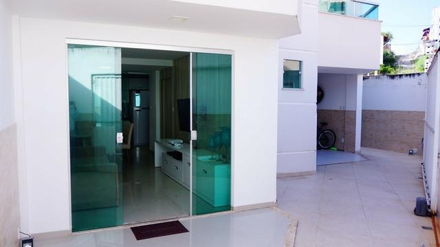 Vendo casa triplex toda decorada. Bairro Castália - Foto 8
