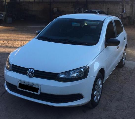 VW Gol 1.0 15/15 Branco (aceita trocas)