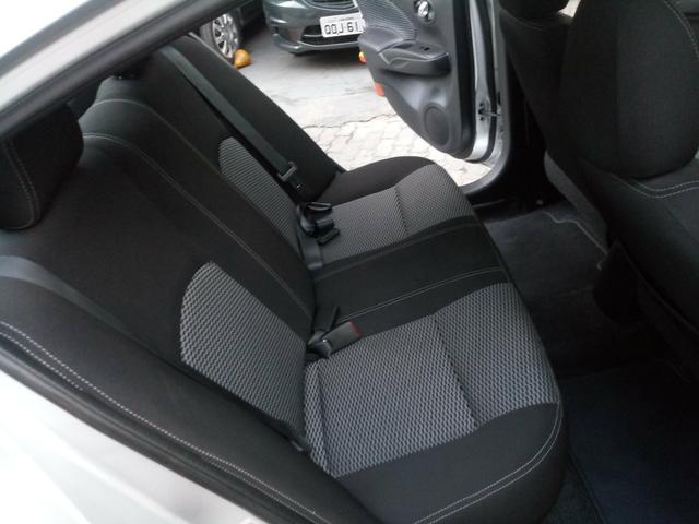 Nissan Versa 1.6 Completo Rodas 9.700KM! Troco Financio - Foto 7