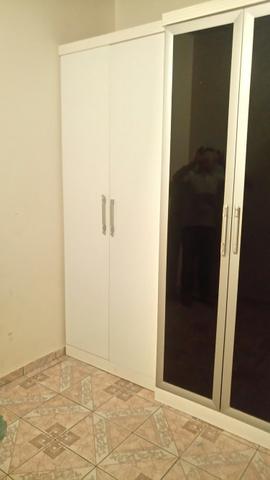 Vendo esse guarda roupa pra hj 400 - Foto 2