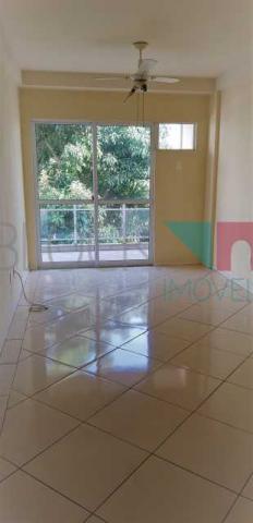 Apartamento para alugar com 2 dormitórios cod:RCAP20812