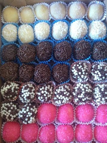 Cx com 30 doces da melhor qualidade - Foto 2