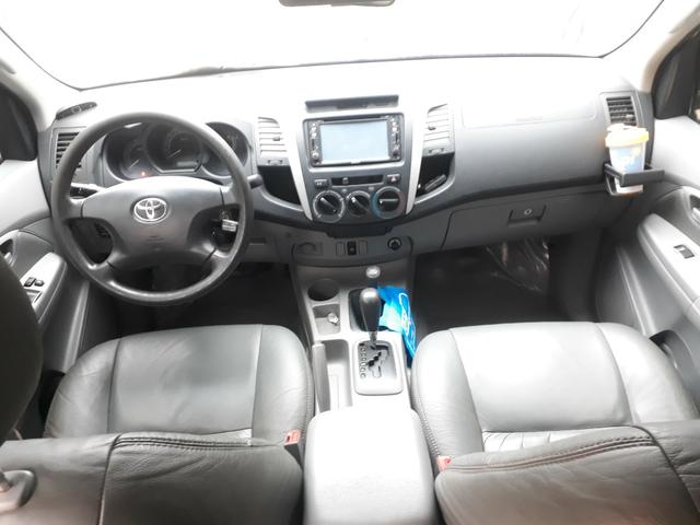 Toyota Hilux 2008 srv 4x4 diesel 3.0 - Foto 4