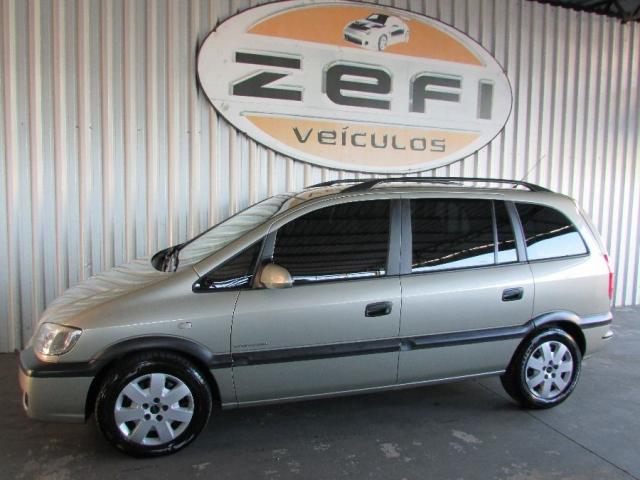ZAFIRA - Foto 2