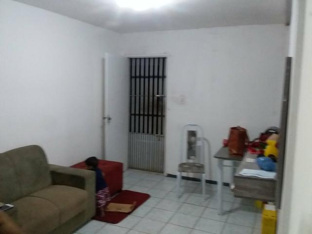 Vendo Apto No Turu Em Frente as Tendas de Lanche Condomínio Tupy 3° Andar 2qts Nascente - Foto 2