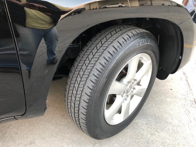 Toyota RAV4 - 4X4 - 2008 com Teto Solar - Foto 17