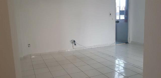 Sala no Centro com Garagem Privativa - Alugar ! - Foto 2