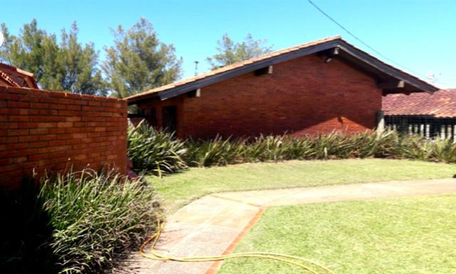 2 casas, uma 3 suítes, outra 1D. Única!!Locação anual!! - Foto 5