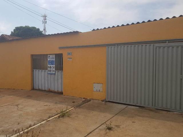 Casa a venda de 115m² 2 quartos com 2 casas de 1 quarto Balneário Meia Ponte